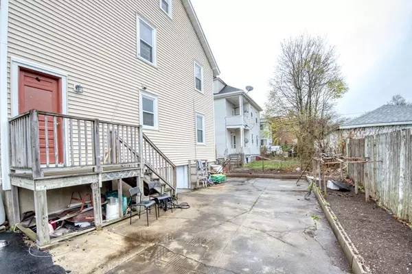 Quincy, MA 02169,25 Lowe St