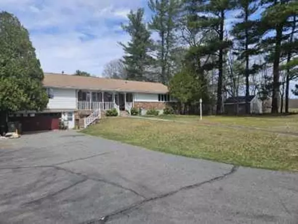 165 Donohue Road, Dracut, MA 01826