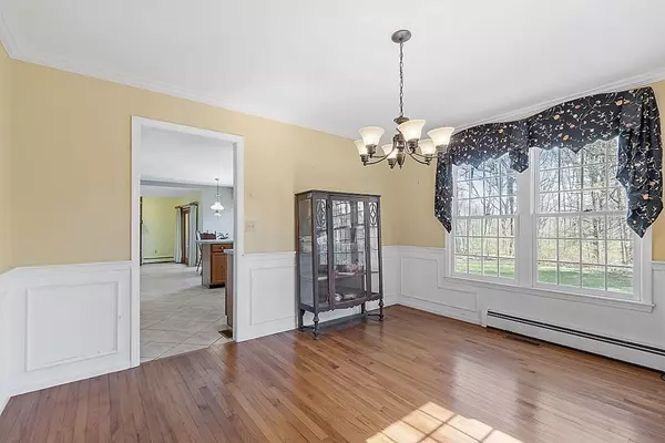 Windham, NH 03087,4 Horseshoe Road