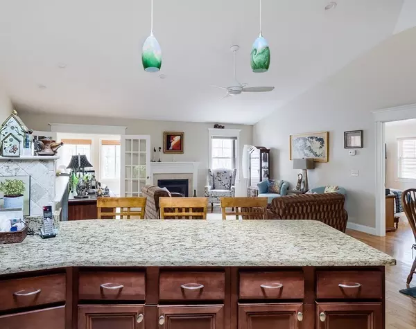 Paxton, MA 01612,7 Village Road #7