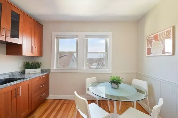 Somerville, MA 02144,83 Conwell Avenue #2