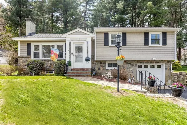 62 Chickering Rd, Dedham, MA 02026