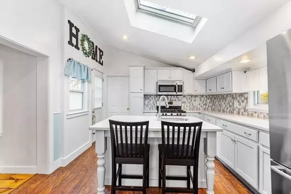 Whitman, MA 02382,95 Charles St