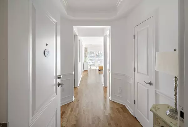 Waltham, MA 02452,87 Clocktower Dr #308