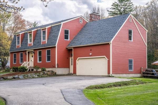 29 Gay Rd, Brookfield, MA 01506