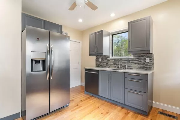 Stoneham, MA 02180,35 Lindenwood Rd