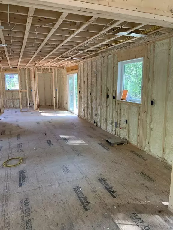 Townsend, MA 01474,98 West Meadow Rd