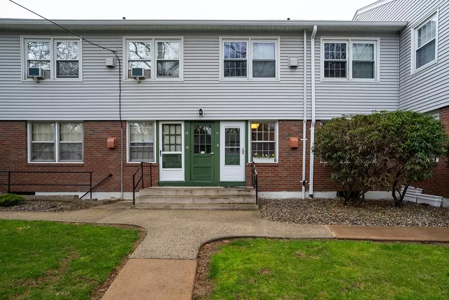 80 Brush Hill Ave #9, West Springfield, MA 01089