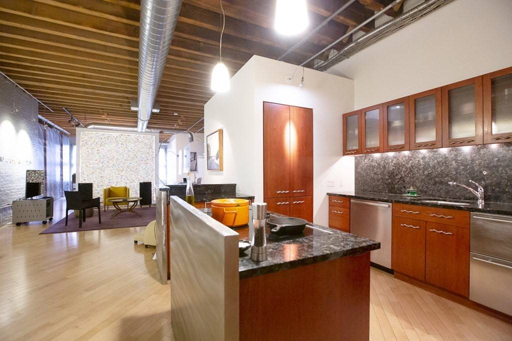 90 South Street #3, Boston, MA 02111
