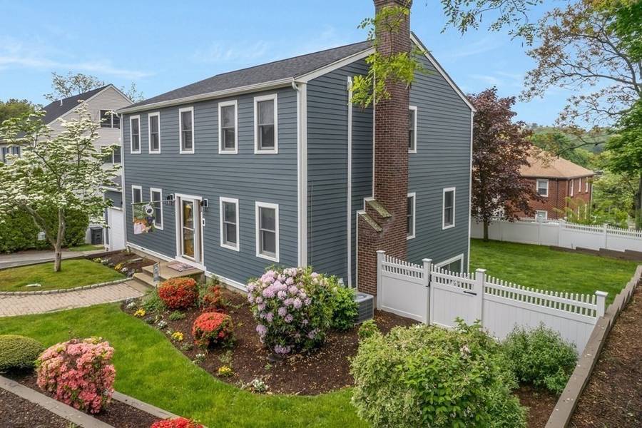 36 Roosevelt Rd, Quincy, MA 02169