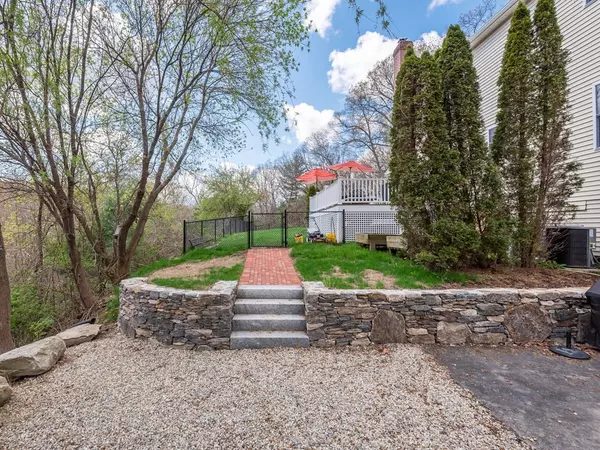 Dudley, MA 01571,50 Sawmill Rd