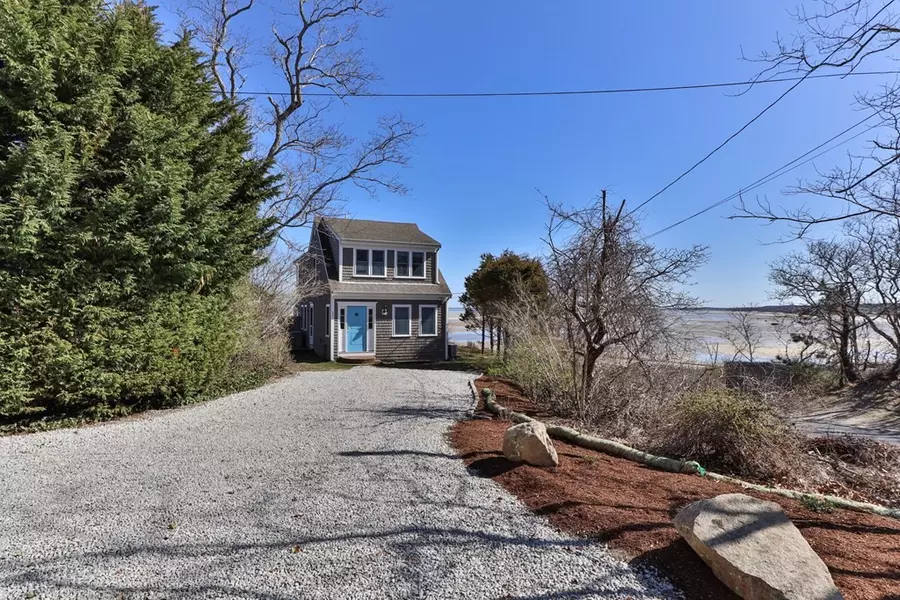 351 Point Of Rocks Road, Brewster, MA 02631