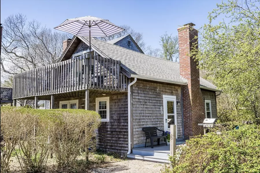 176 Bradford Street #Unit 6, Provincetown, MA 02657