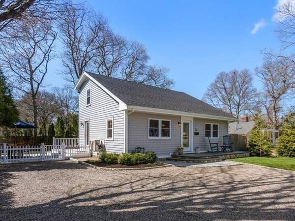 Falmouth, MA 02536,53 Montauk St