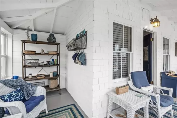 Wareham, MA 02532,24 Hammond St