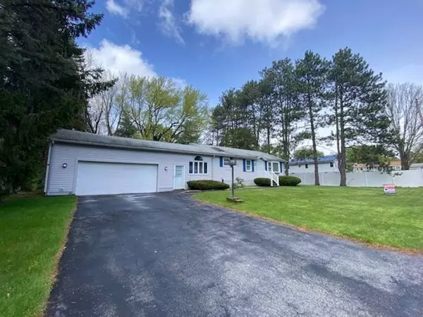 Grafton, MA 01536,4 Bedford Dr