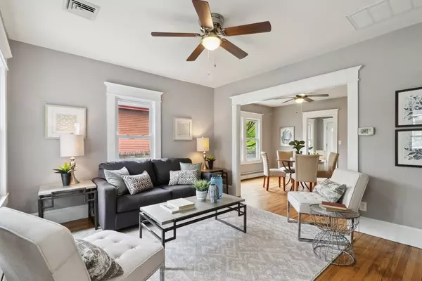 33 Crest Street, Springfield, MA 01109