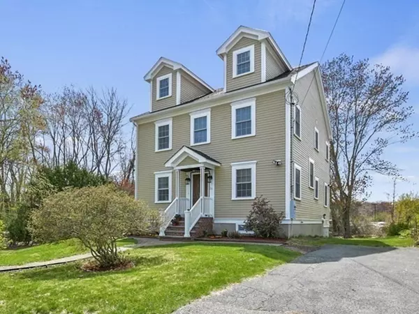 29 Pearl St, Lexington, MA 02420