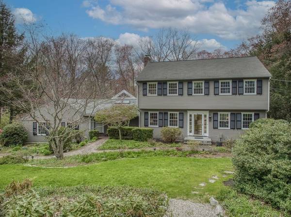 11 Fox Run Road, Bedford, MA 01730