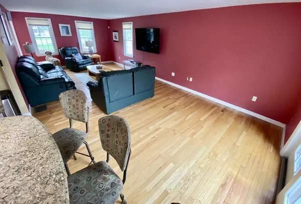 Norton, MA 02766,3 Robsan Place