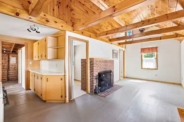 Wareham, MA 02576,41 Blackmore Pond Cir