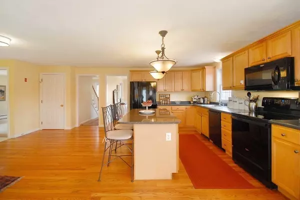 Maynard, MA 01754,16 Taft Ave