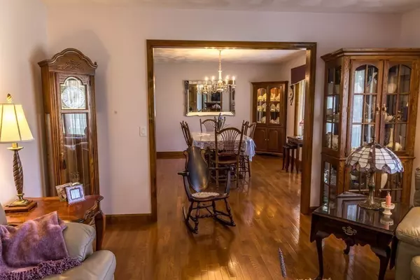 Haverhill, MA 01830,14 Wedgewood Dr