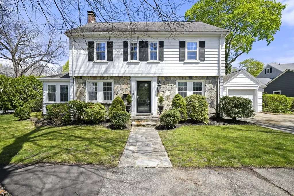 Milton, MA 02186,9 Allen Cir