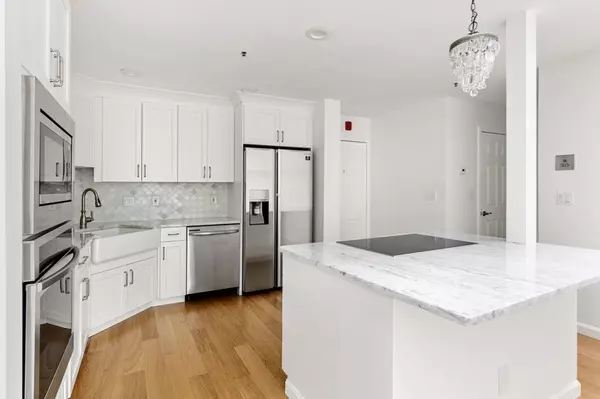 Lexington, MA 02420,663 Lowell St #40