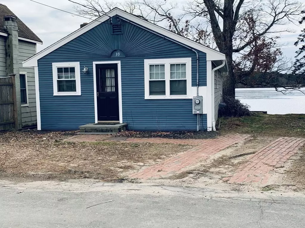 Halifax, MA 02338,39 Ocean Ave