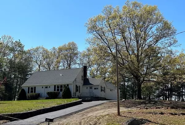 596 Broad St, Bridgewater, MA 02324