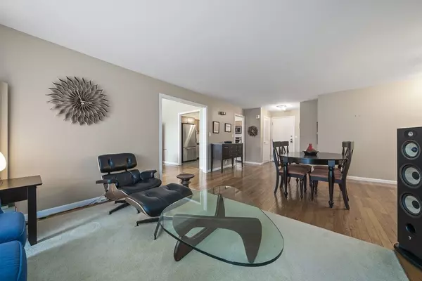 Newton, MA 02467,280 Boylston Street #313