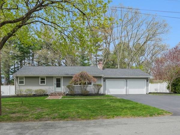 32 Red Barn Rd, Wayland, MA 01778