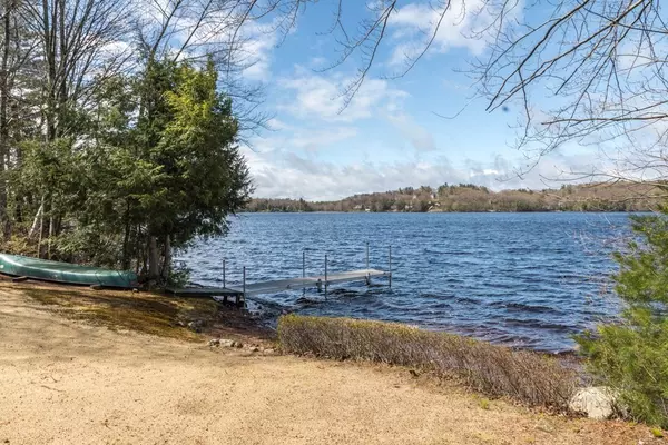 Ashburnham, MA 01430,26 Blueberry Road