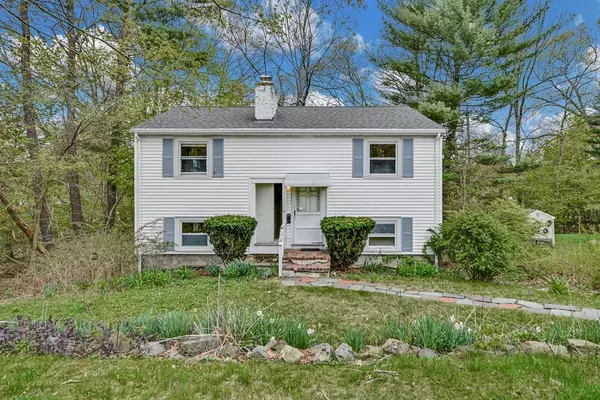 61 Winslow Road, Reading, MA 01867