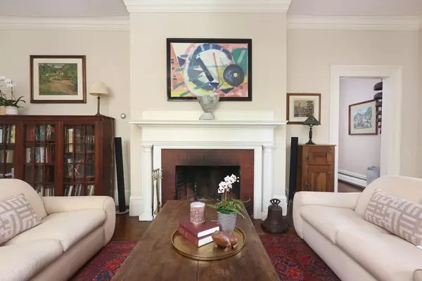 Brookline, MA 02446,47 Monmouth St