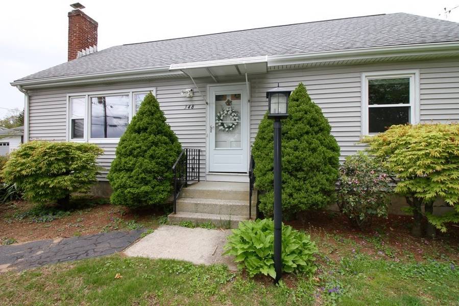 348 Westwood Ave, East Longmeadow, MA 01028