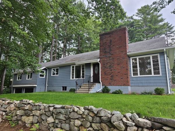 28 Pond Street, Medway, MA 02053