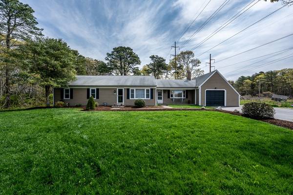 18 Fairway Dr, Dennis, MA 02660