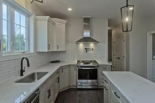 Southwick, MA 01077,5A Sawgrass Lane