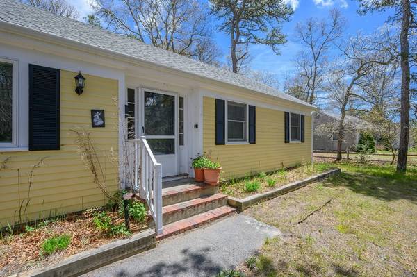 114 Webbers Path, Yarmouth, MA 02673