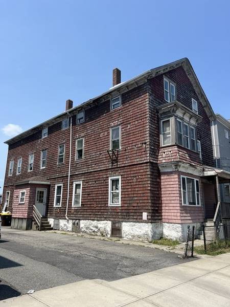 497 E Main St, Fall River, MA 02724