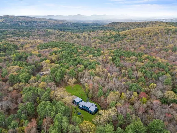 Pelham, MA 01002,62 Buffam Rd