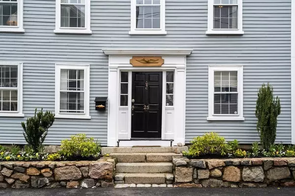 Marblehead, MA 01945,25 Summer St