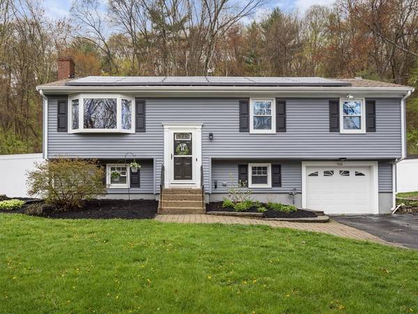 755 Johnson St, North Andover, MA 01845