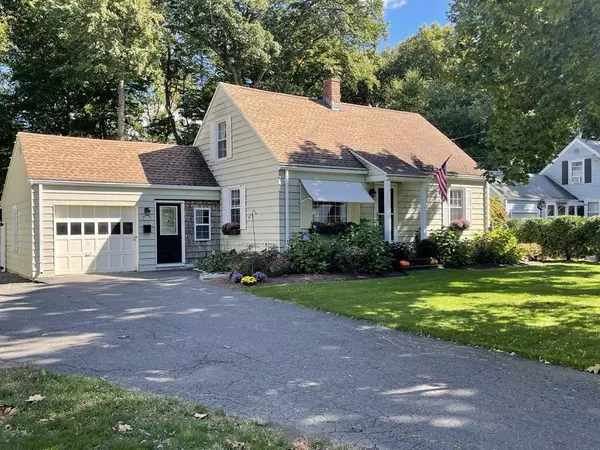16 Corey St, Agawam, MA 01001