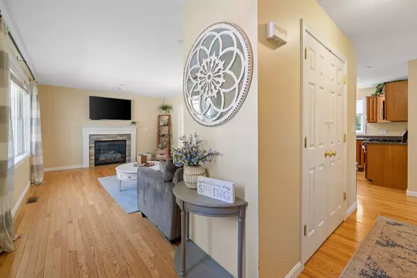 Salem, NH 03079,9 Evergreen Rd