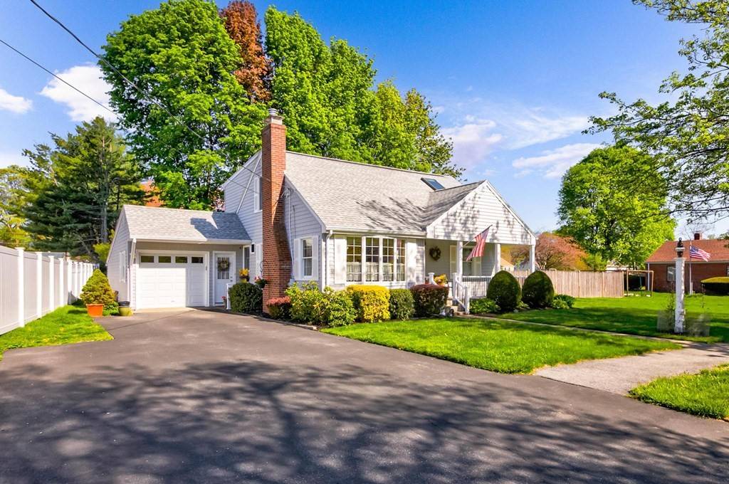 33 Ritchie Rd, Lynn, MA 01904
