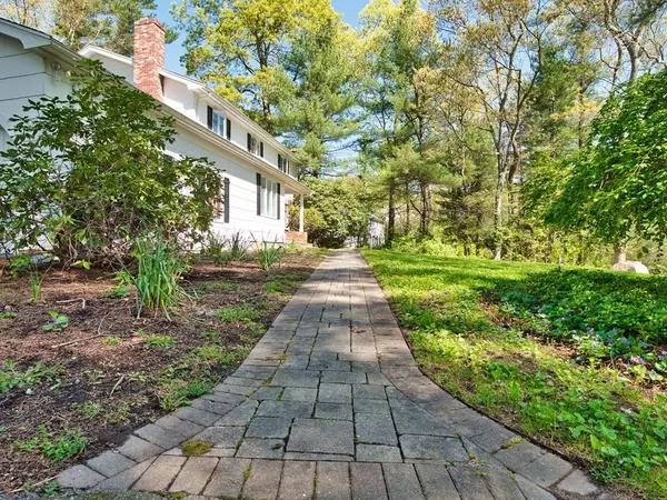 Lakeville, MA 02347,23 Heritage Hill Dr