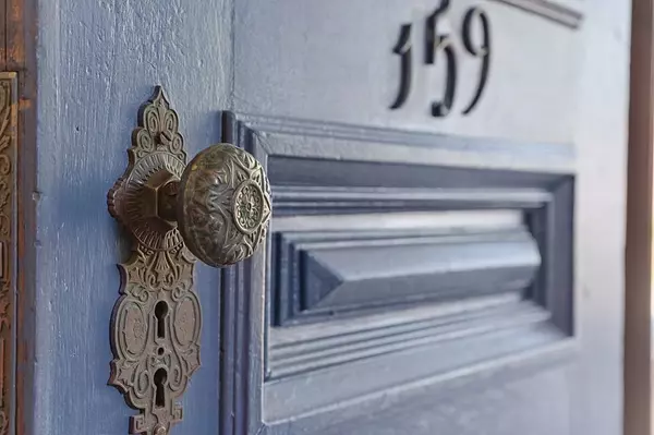 Arlington, MA 02474,159 Warren Street